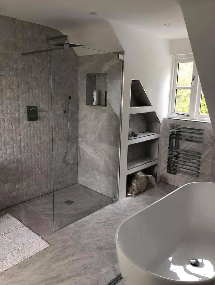 Walk-In Wet Room with Freestanding Bath & Built-In Niches
